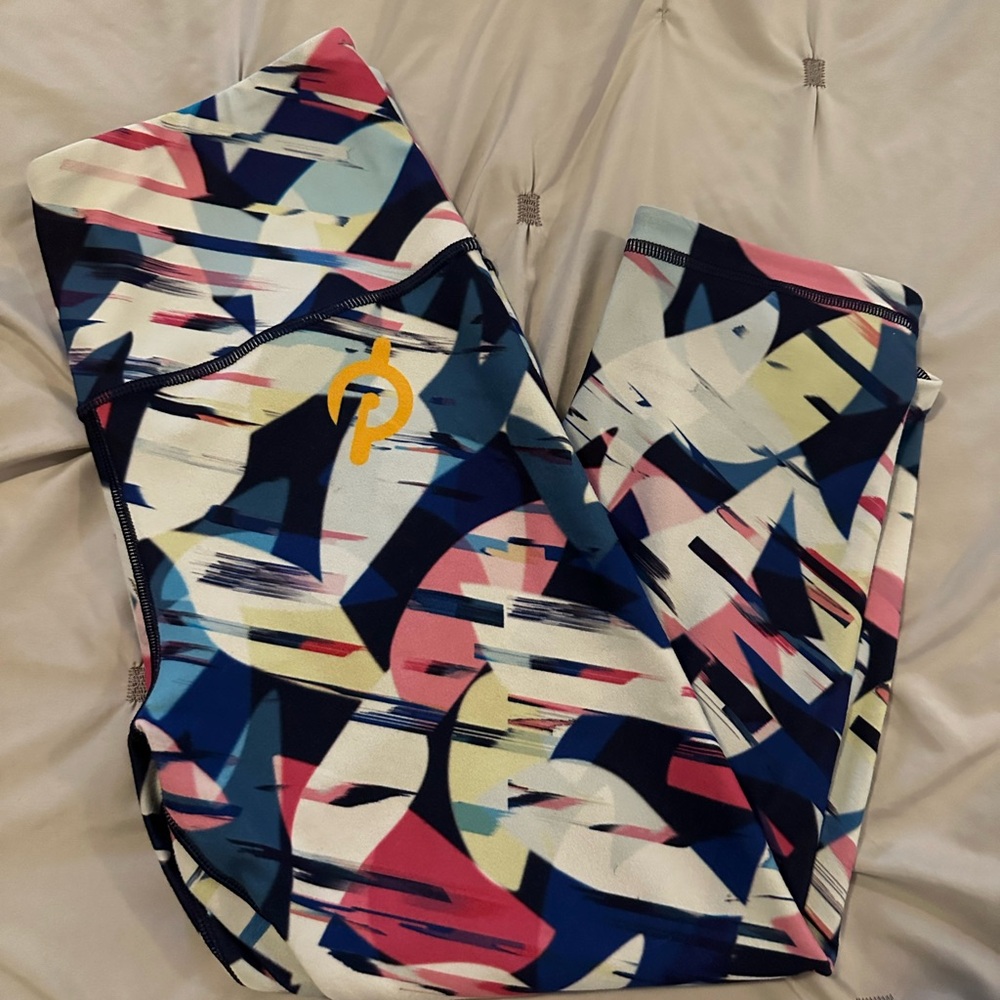 Peloton/WITH capri length leggings